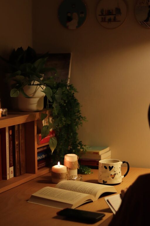 Cozy Evenings Without Screens: Relaxing Ideas to Unwind Naturally